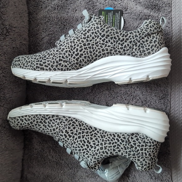 Women's align shoes, comfort slip resistant - Picture 4 of 8